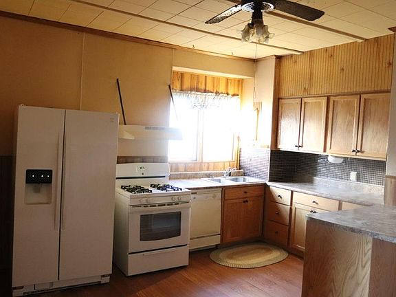 3rd image of 2110 Dogwood Rdg
