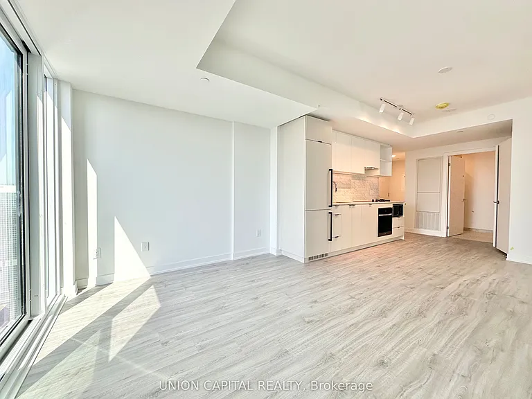 252 Church St #5511 — Photo 8