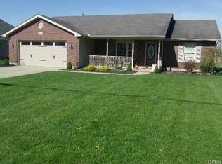 121 Shaw Rd, Englewood, OH 45322