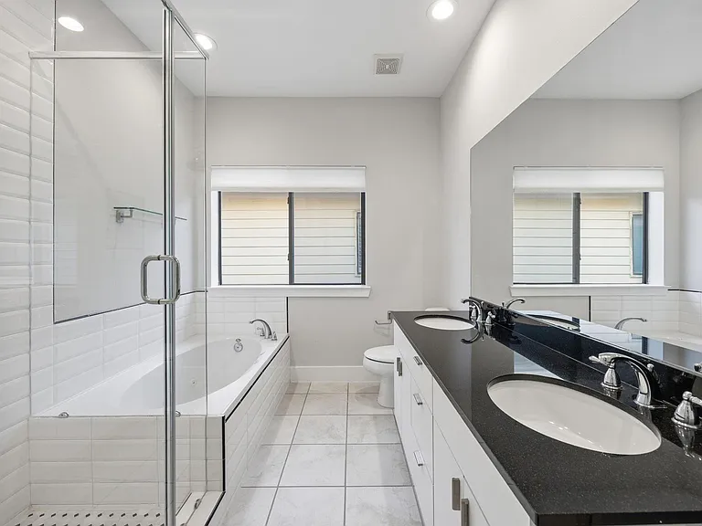 4202 Spencer St #A — Photo 15