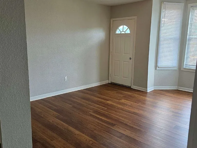 114 W 8th Ave #3C — Photo 15