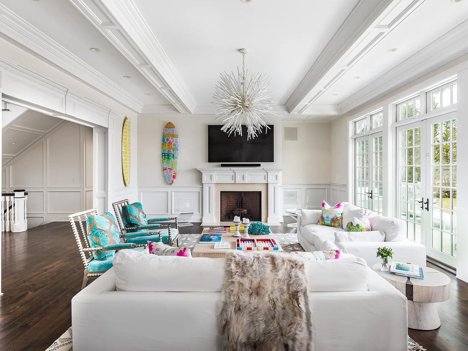 Sagaponack Traditional with Tennis South of The Highway — Photo 3