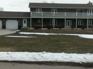 215 Dean Ave, Jasper, MN 56144