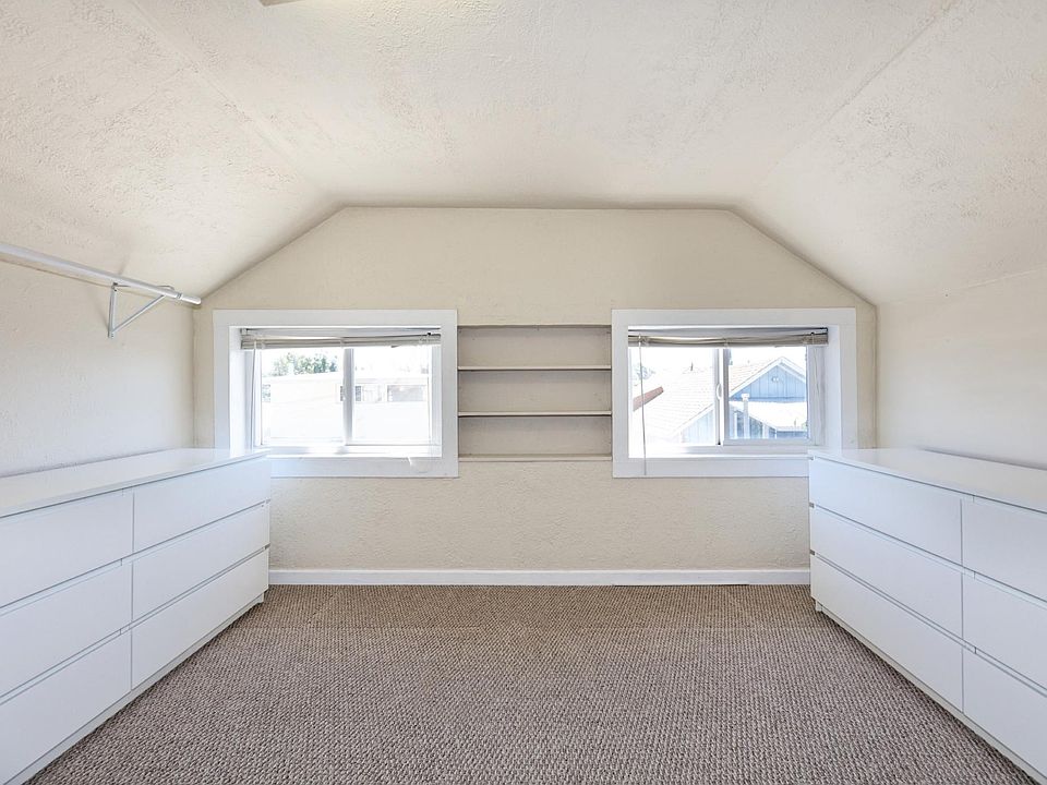 Huge Closet of Master Bedroom