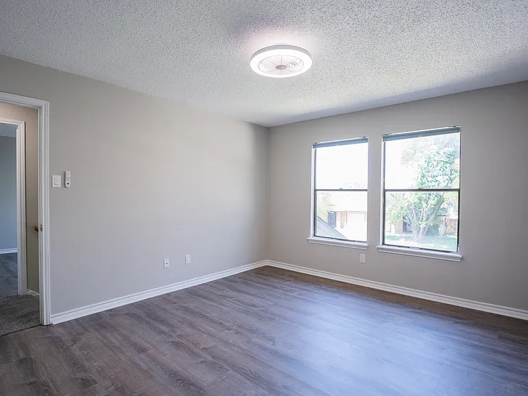 9914 Ardash Ln — Photo 21