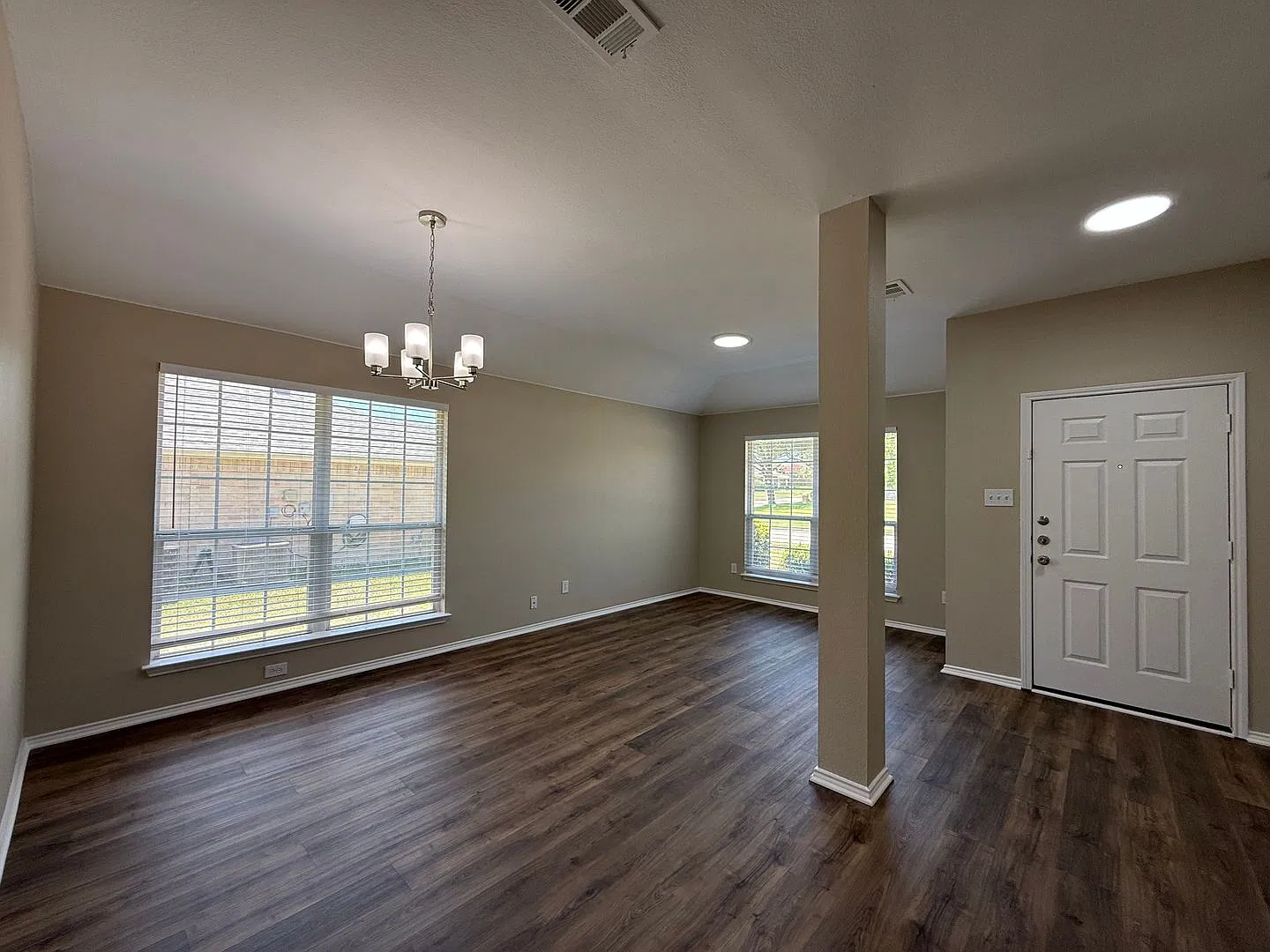 Fantastic Rental In Lofland Farms — Photo 2