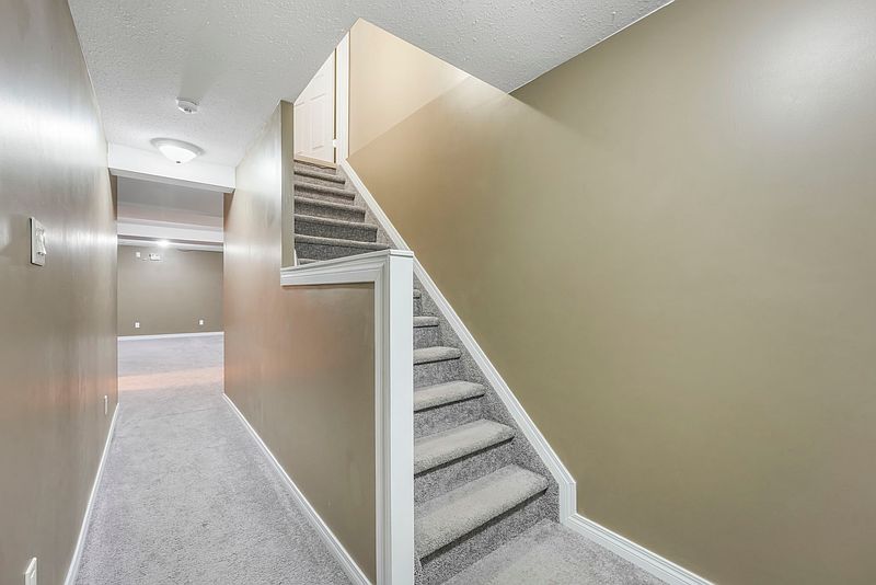 Edmonton Townhouse for rent - 3 Bedrooms — photo 30