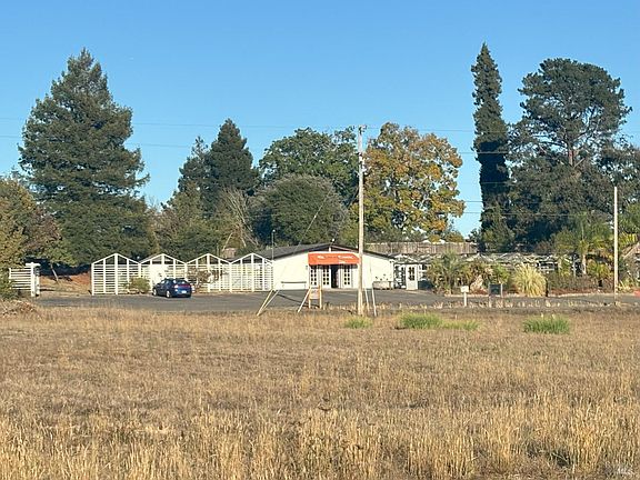 4th image of 2833 Old Gravenstein Highway
