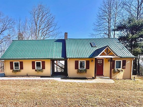 2nd image of 1129 Eagle Ridge Rd