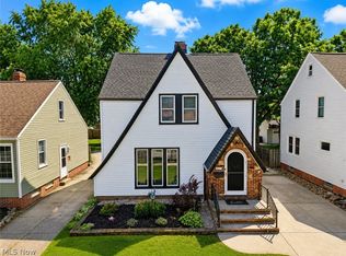 8005 Dresden Ave, Parma, OH 44129