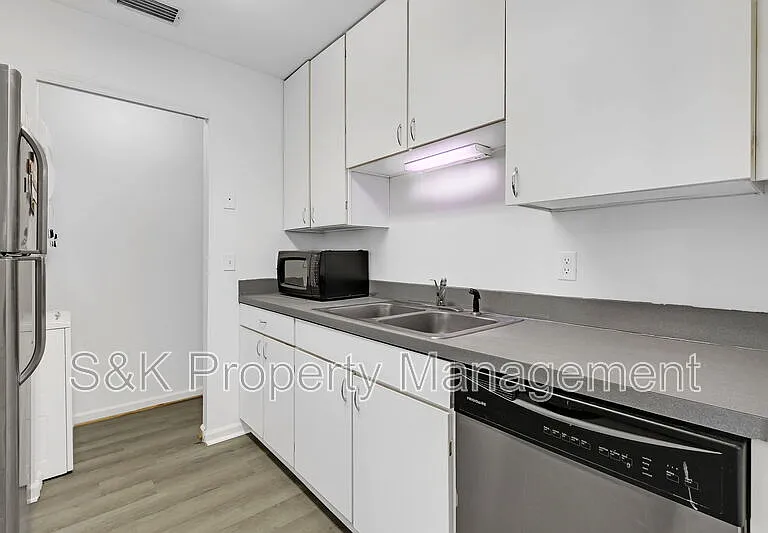 517 Mary Robert Ln #1 — Photo 3
