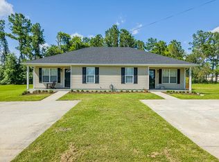 6006 Susan Cir #A-B, Valdosta, GA 31605