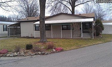 1st image of 15 Aurora Dr
