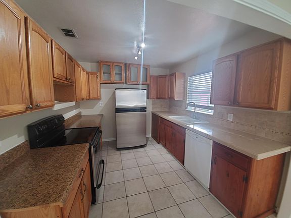 5th image of 4321 1st Ave S