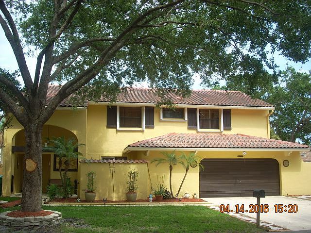 1st image of 2925 Cardinal Dr