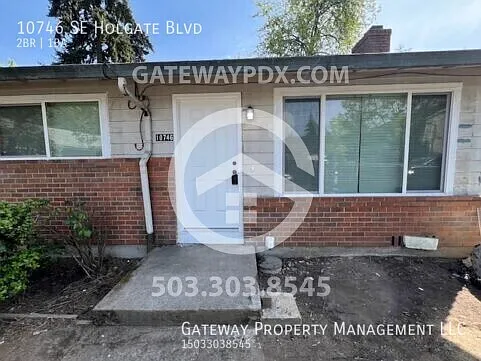 10746 SE Holgate Blvd — Photo 1