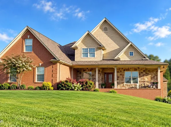 1452 Landmark Blvd, Sevierville, TN 37862
