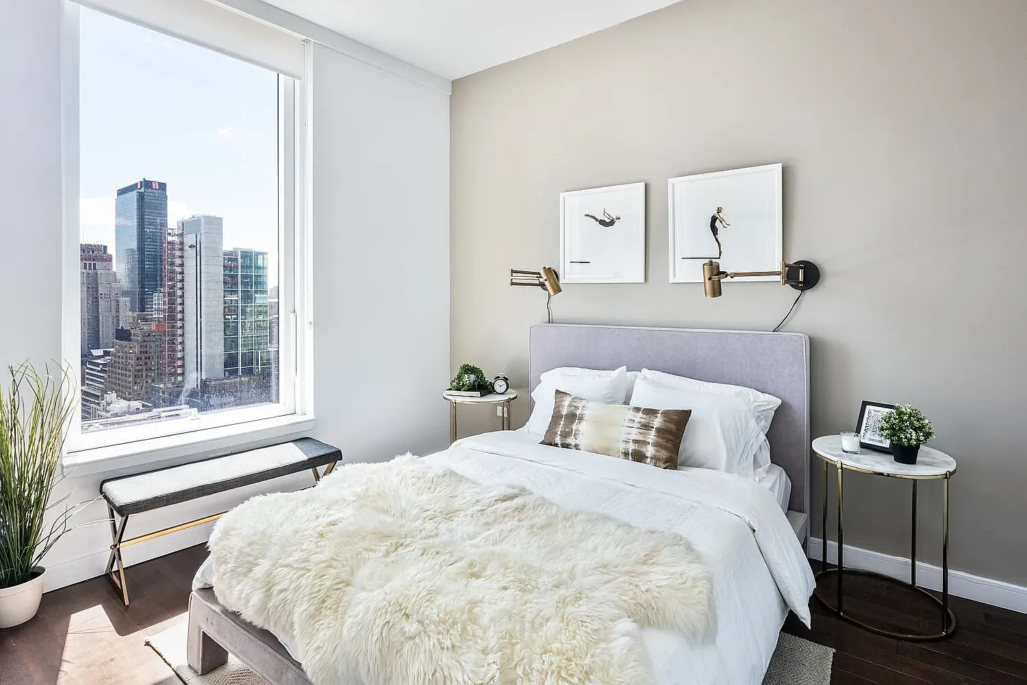 515 West 36th Street — Photo 3