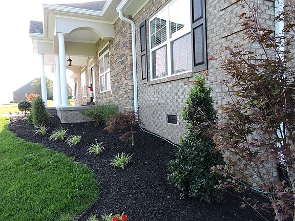 3rd image of 100 Saint Annes Ct