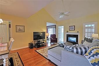 5th image of 1256 Lindenwood Ln