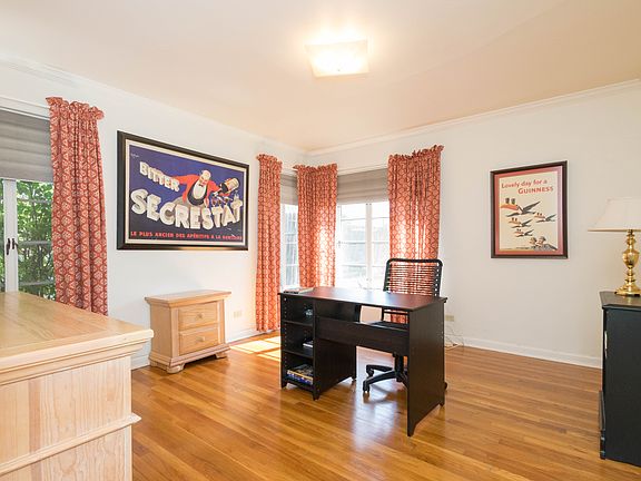 2nd image of 510 Robinhood Pl