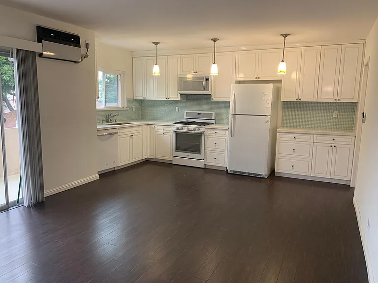 1678 Federal Ave #3 — Photo 5