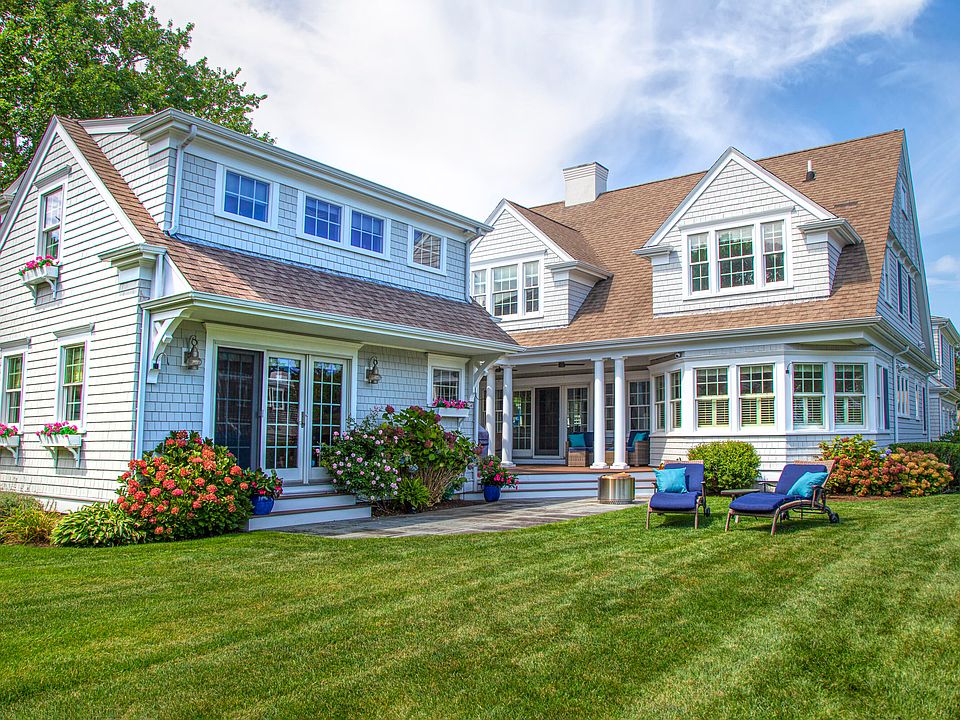 19 Bass River Parkway, South Yarmouth, MA 02664 Zillow