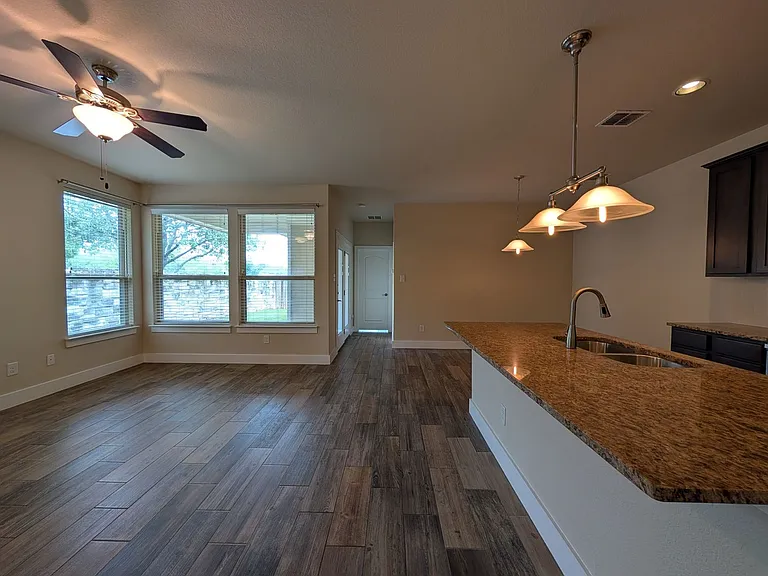 711 Gristmill Dr — Photo 13