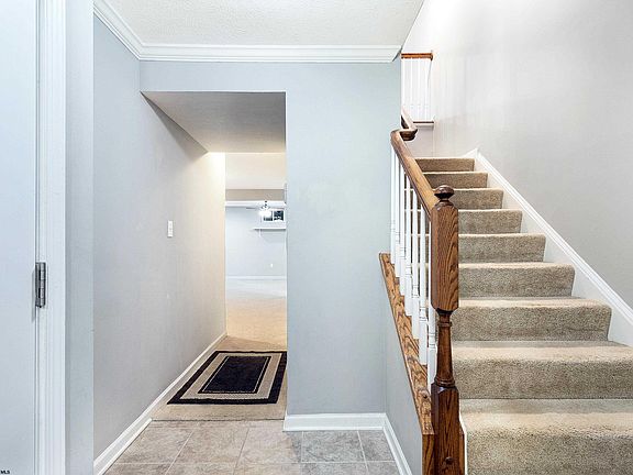 4th image of 117 Pine Ln