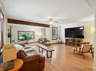 255 Riverneck Rd, Chelmsford, MA 01824