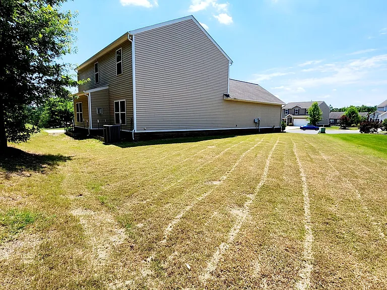 504 Twelve Oaks Ln — Photo 17