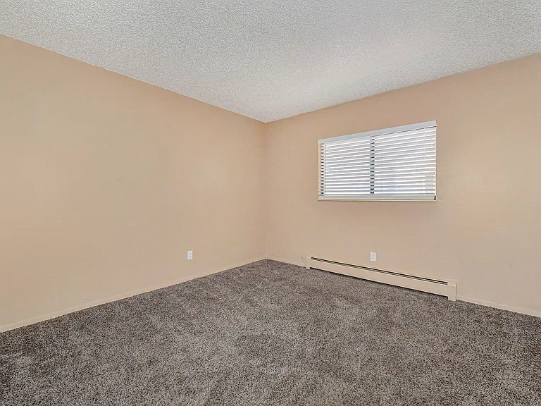 6702 Dublin Loop W — Photo 27