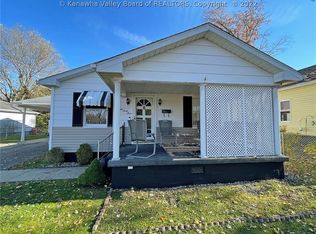 844 Stover St, Saint Albans, WV 25177