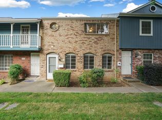 4036 Knoll Top Ct, Carmichael, CA 95608
