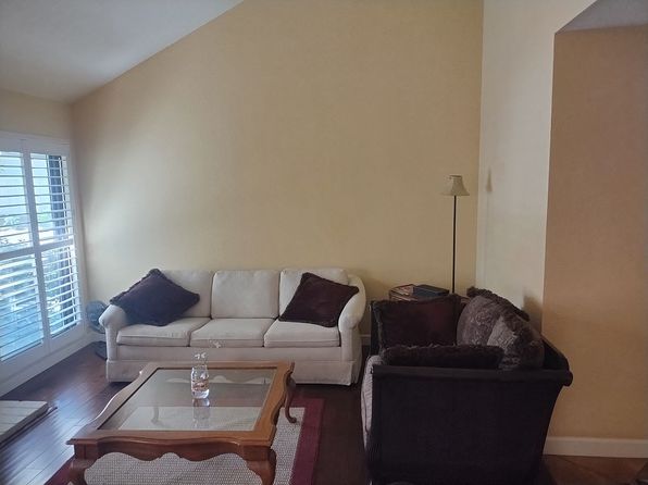 3201 Swallows Nest Dr, Sacramento, CA 95833