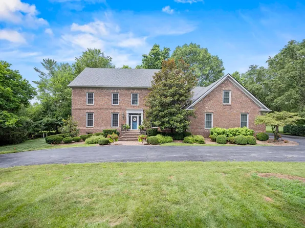 1788 Bahama Rd, Lexington, KY 40509