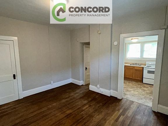 5th image of 127 S Mendenhall St APT 6