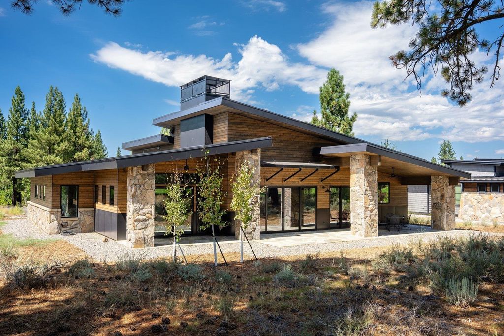11646 Henness Road 4