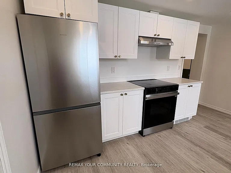 22 Clifton St #MAIN FLOOR — Photo 6