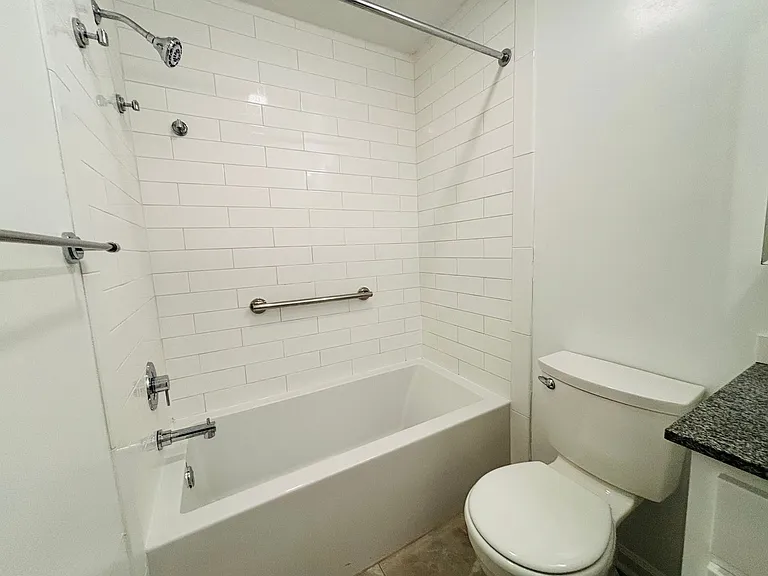 927AB - 410 Houston St. - DM — Photo 80