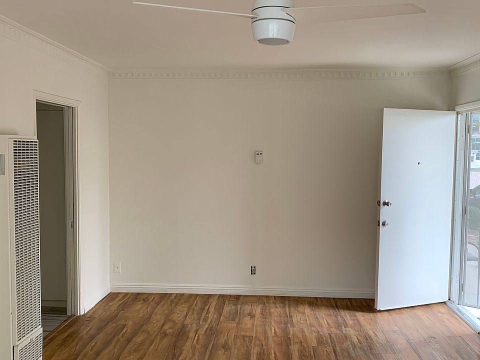 2nd image of 275 Lucas Ave #21