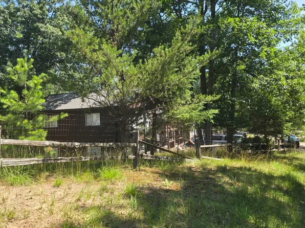 8950 Echo Valley Trl, Atlanta, MI 49709