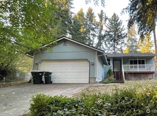 21618 N Clear Lake Blvd SE, Yelm, WA 98597