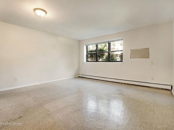 2nd image of 7814 153rd Ave #7814B