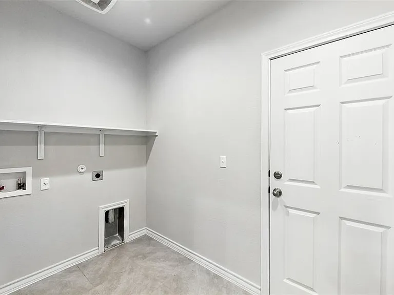 11921 Cimaizon Dr — Photo 14