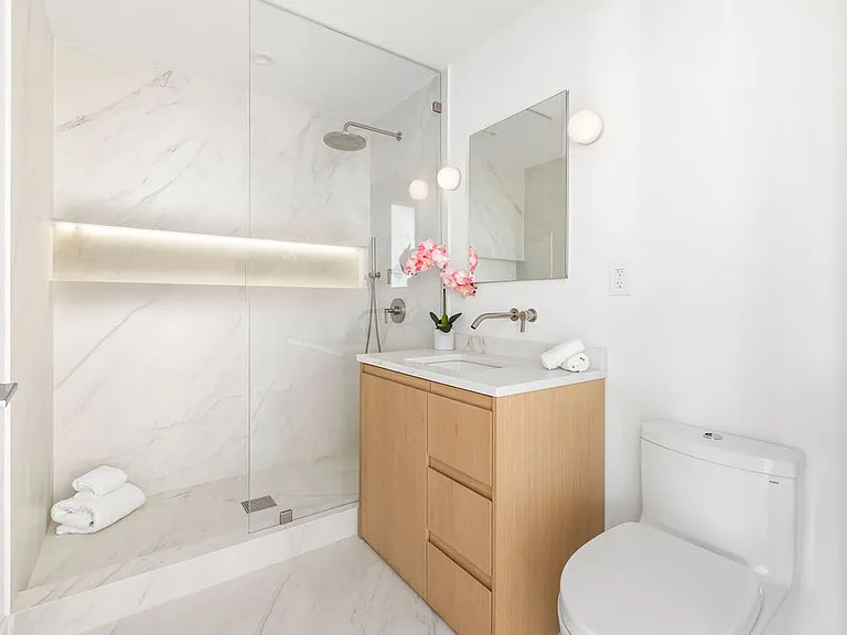 346 Congress St #703 — Photo 24
