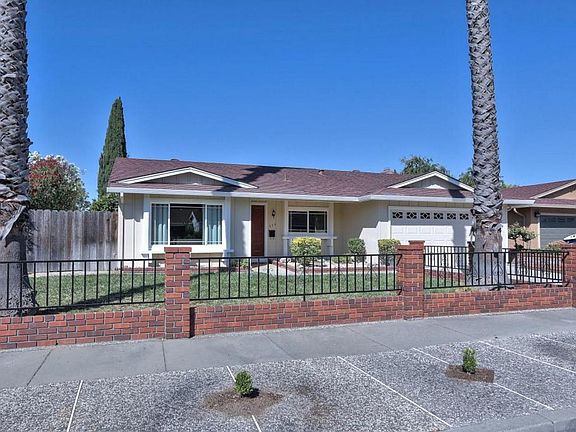 2nd image of 659 Youngs Ct