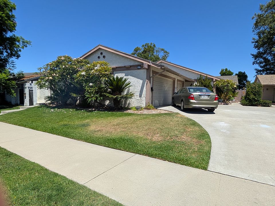 Driveway / Single Car Garage