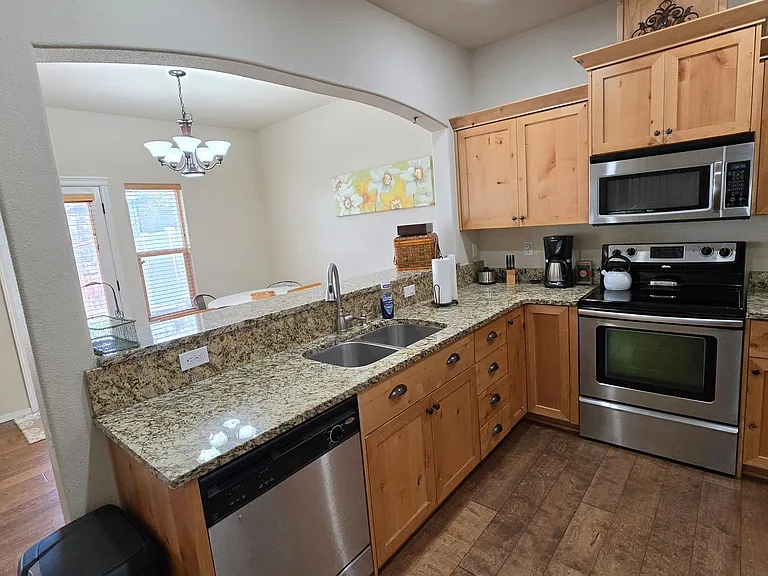8878 W Evening Star Ln — Photo 2