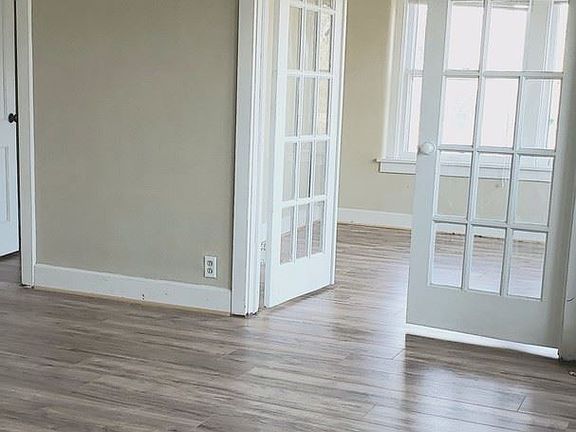 3rd image of 103 E Williams St APT 206